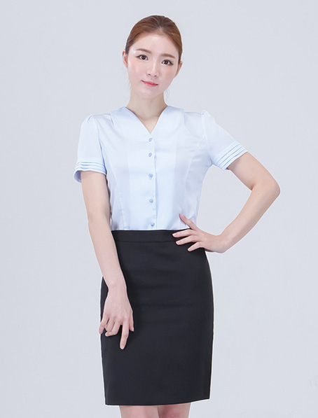 ���충���̳�Ա������,ʱ�ж������������˾